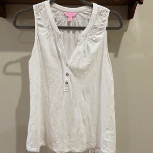 Lilly Pulitzer cotton tank top! Such cute detail and in very good condition.
